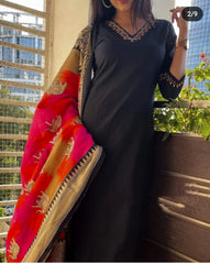 Women Handloom Cotton Black Dupatta set - Tanvi Kurti