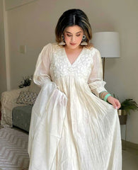 Women Chanderi White Kurta Pant and Dupatta set