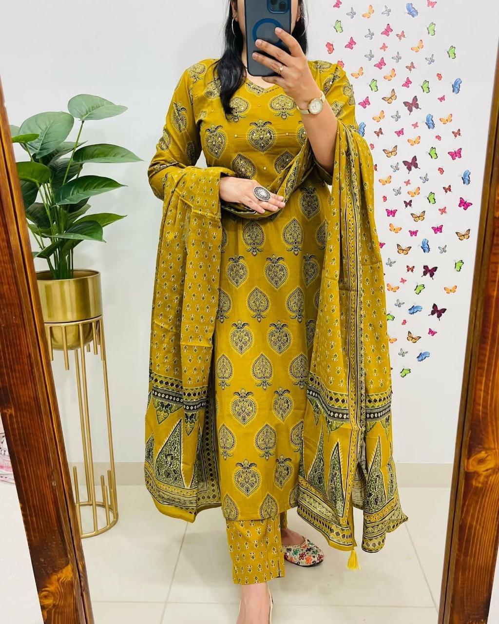 Tanvi Kurti, Kurta Set