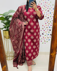 Tanvi Kurti, Red Kurta Set, Dupatta Set