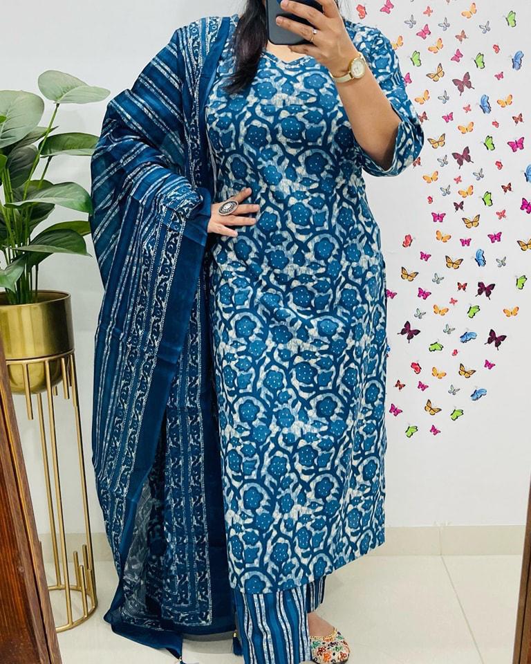 Traditional Blue Floral Dupatta Set - Tanvi Kurti