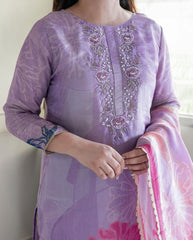 Elegant Three Piece Lavender Kurta Set
