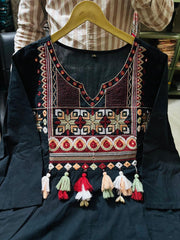Tanvi Kurti Black Embroidered Dupatta set - Tanvi Kurti
