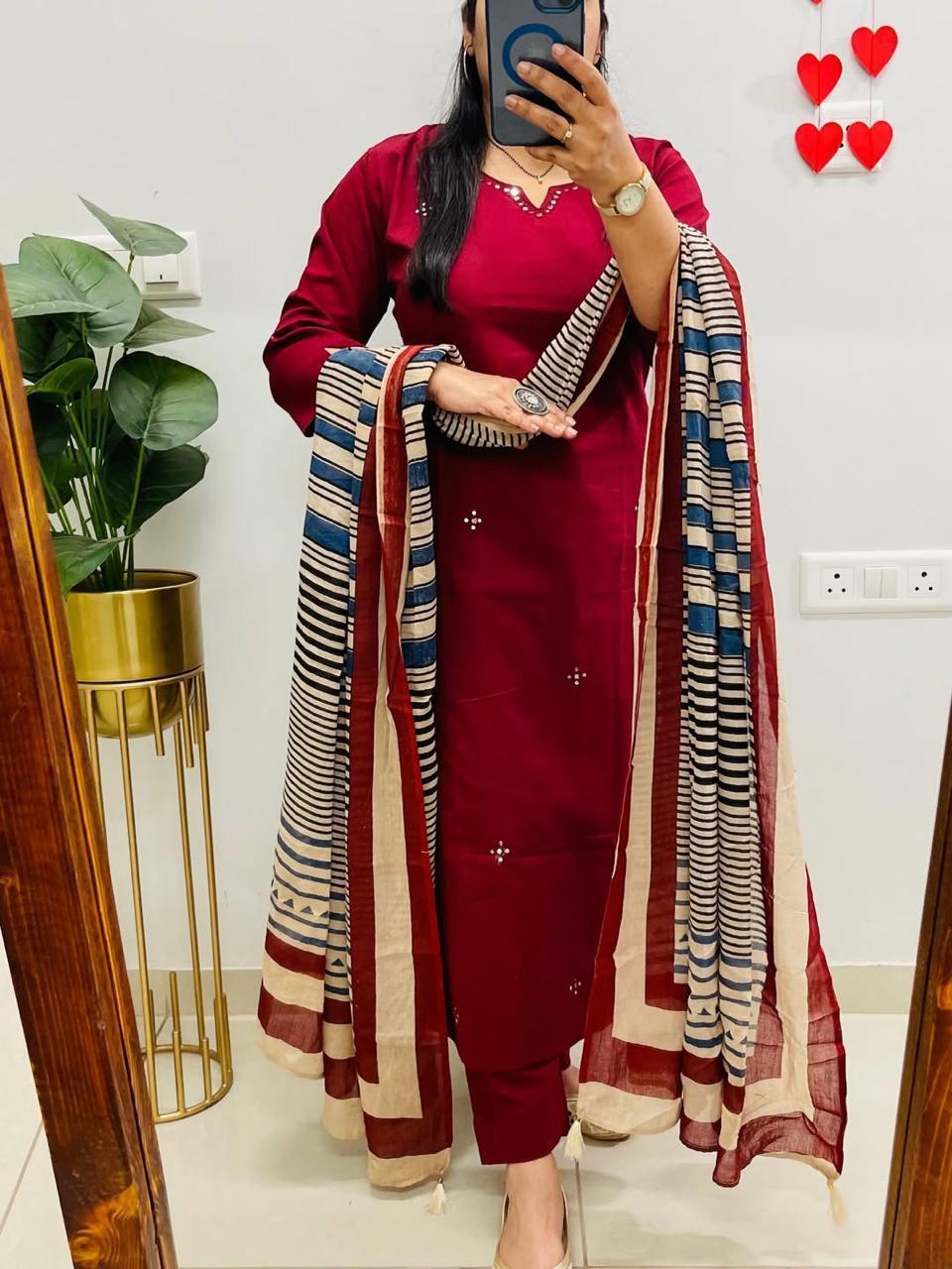 Tanvi Kurti Red Cotton Printed Dupatta Set - Tanvi Kurti