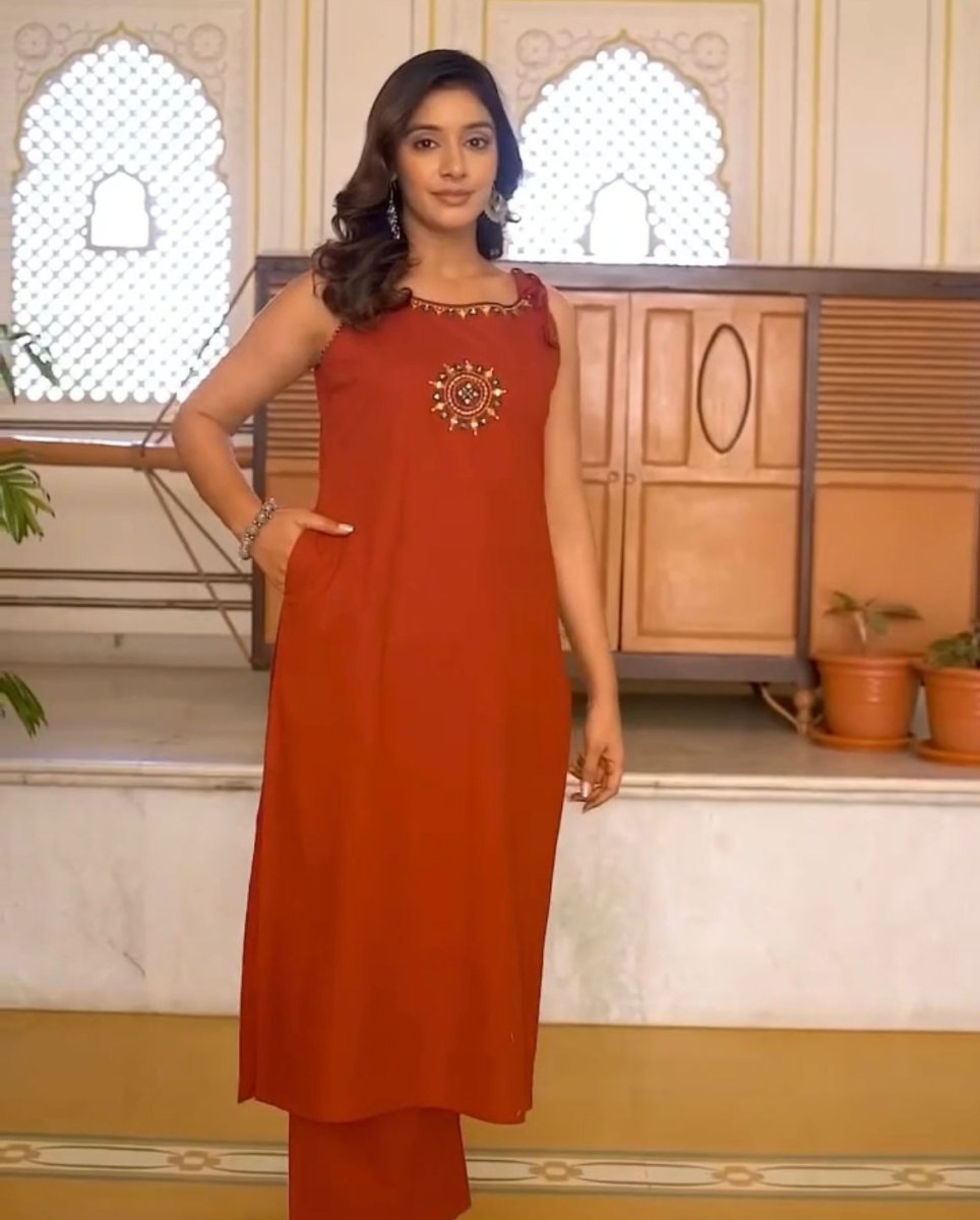 Tanvi Kurti rust orange - colored kurta set - Tanvi Kurti