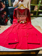 Tanvi Kurti Red Embroidered Dupatta set - Tanvi Kurti