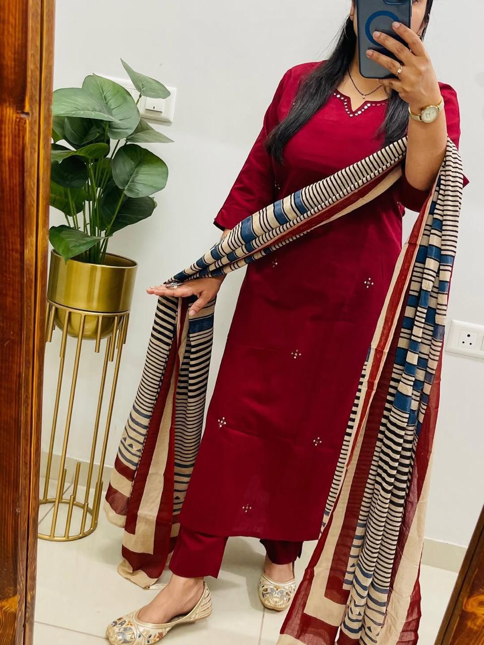 Tanvi Kurti Red Cotton Printed Dupatta Set - Tanvi Kurti