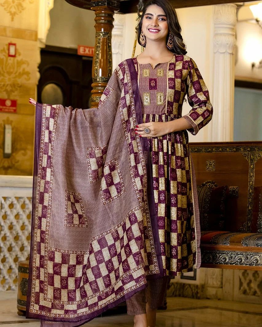 PREMIUM PRINTED KURTA WITH HAND EMBROIDERED  DETAILING AND LASE WORK ON KURTI YOCK