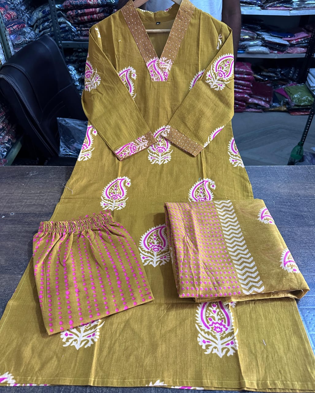 Pure Fine Cotton Fabric Kurti With Dupatta Set