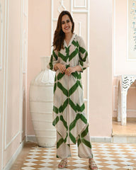 Beautiful Green Cotton Kurta Pant Set