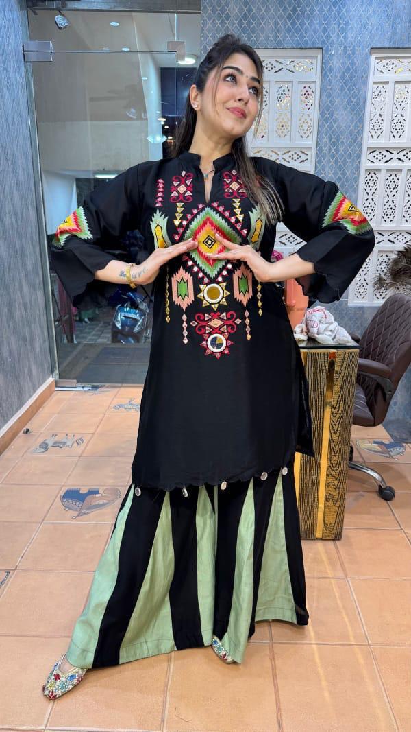 Tanvi Kurti Black Embroidered Ethnic Co - ord Set - Tanvi Kurti