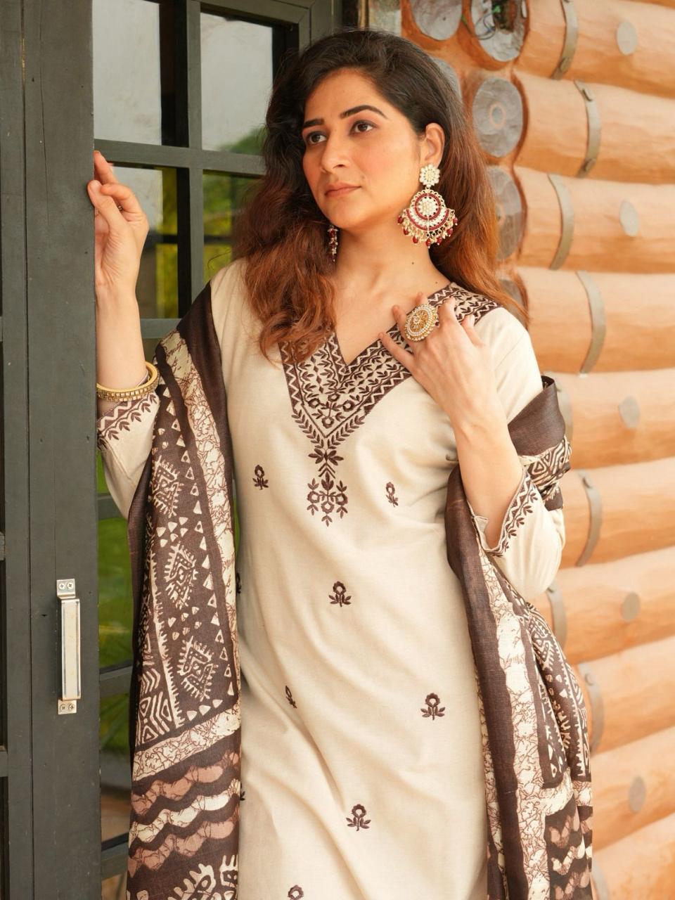 Tanvi Kurti Beige & Brown Ethnic Printed Dupatta Set - Tanvi Kurti