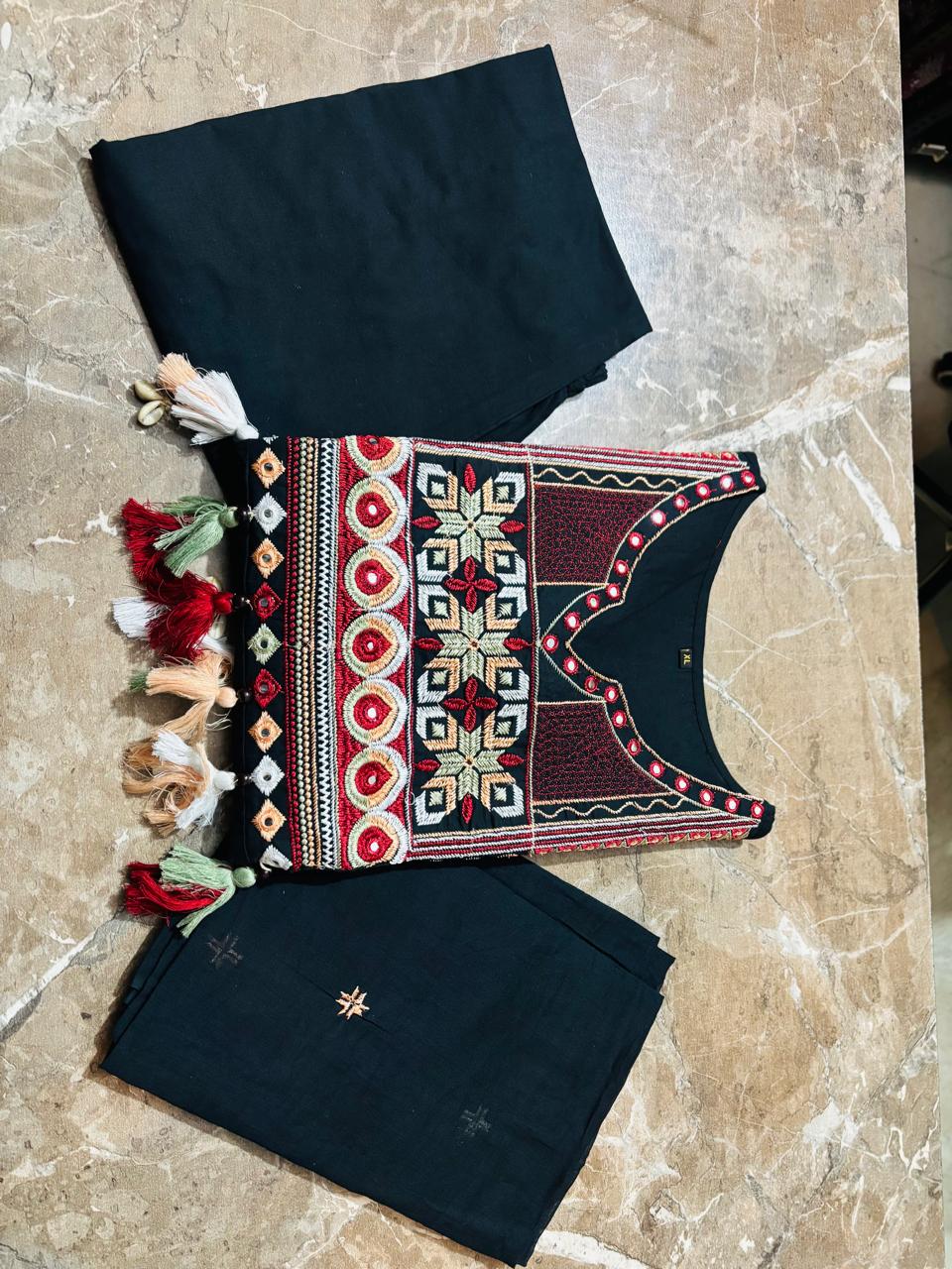 Tanvi Kurti Black Embroidered Dupatta set - Tanvi Kurti