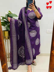 Tanvi Kurt Purple Elephant Motif Dupatta Set - Tanvi Kurti