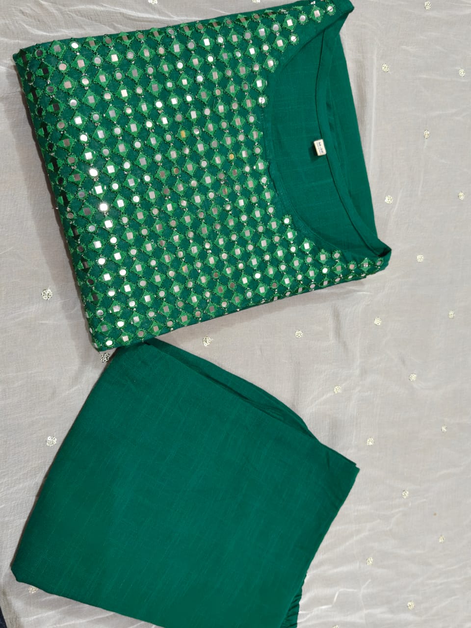 Tanvi Kurti Bottle Green Mirror Work Kurta Set - Tanvi Kurti