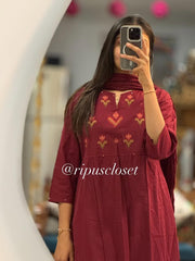 Tanvi Kurti Wine Embroidered Dupatta Set - Tanvi Kurti