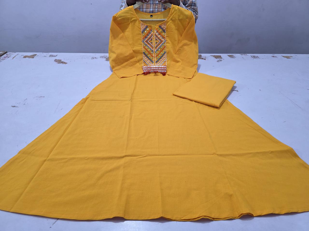 Tanvi Kurti Zariya Mustard Embroidered Kurta Set - Tanvi Kurti
